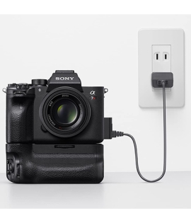 Sony Alpha 7R IV Full Frame Mirrorless Interchangeable Lens Camera w/High Resolution 61MP Sensor, up to 10FPS with Continuous AF/AE Tracking Sony Alpha 7R IV Full Frame Mirrorless Interchangeable Lens Camera w/High Resolution 61MP Sensor, up to 10FPS with Continuous AF/AE Tracking